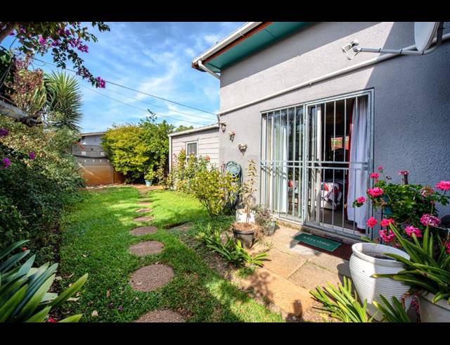 4 BEDROOM HOUSE FOR SALE IN GLENLILLY